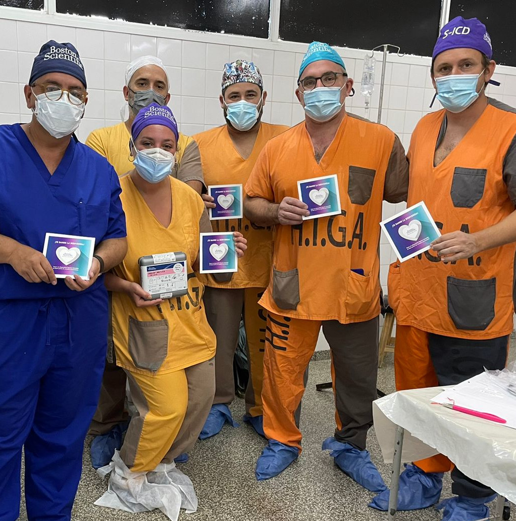 Implante del Cardiodesfibrilador Subcutáneo Emblem número 100 en Argentina